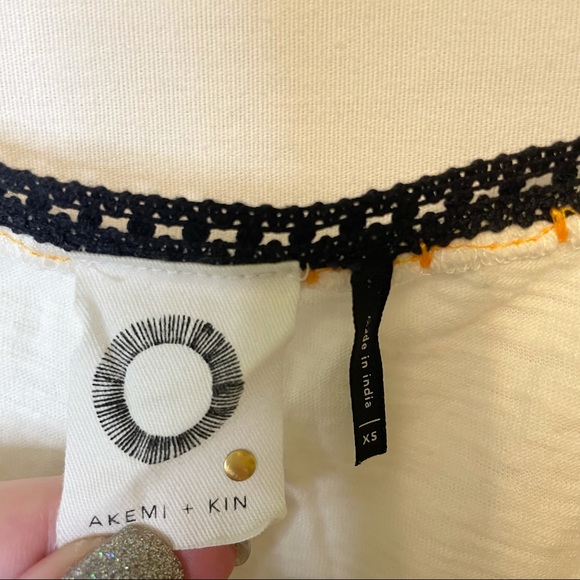 Anthropologie Akemi + Kin White Peasant Boho Top - Picture 4 of 7